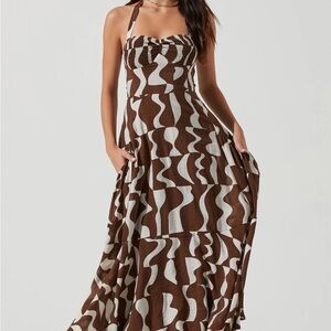 NWT ASTR THE LABEL Size XS